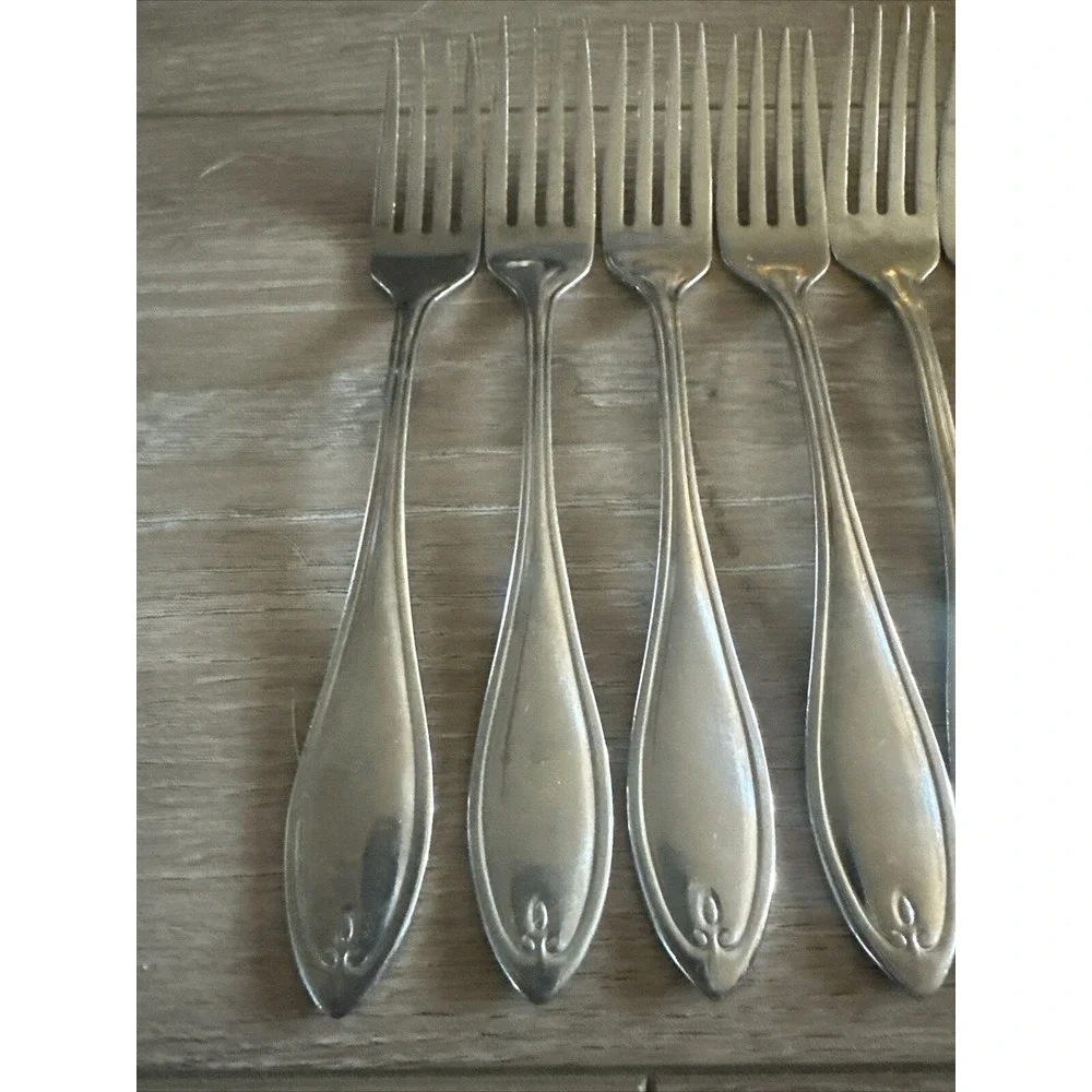 7 Oneida Temple‎ Stainless Flatware Salad Fork Outlined
